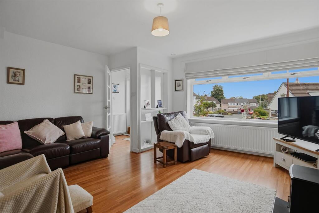 St. Boswells Crescent, Paisley photo 4