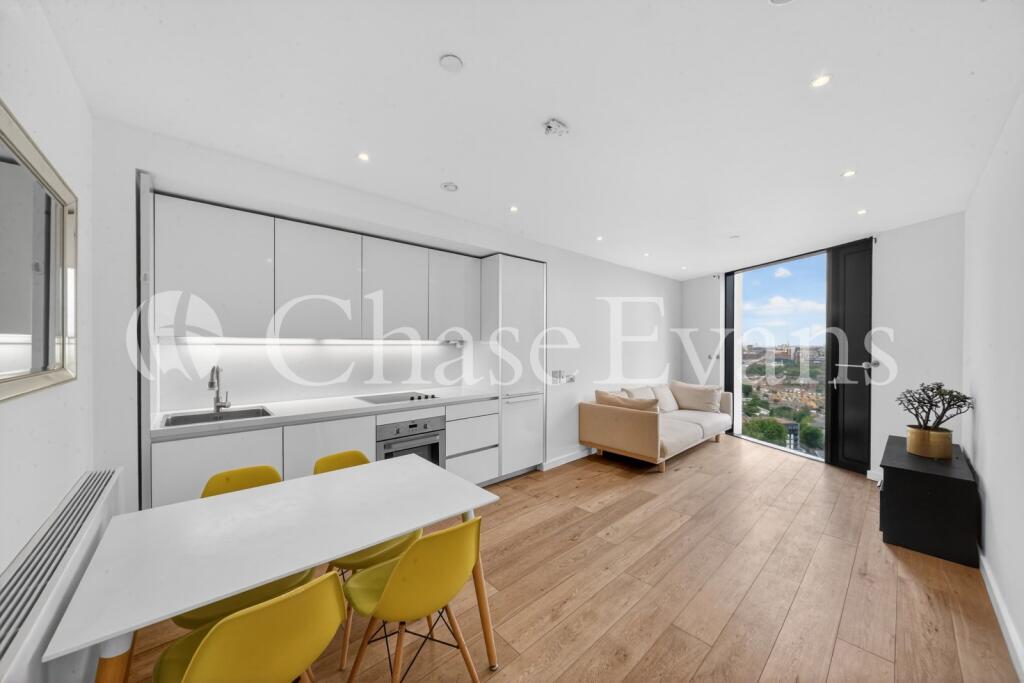 Main image of property: The Strata, 8 Walworth Road, Elephant & Castle, London, SE1