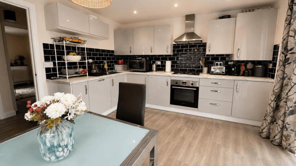 House in Stockport - View 5