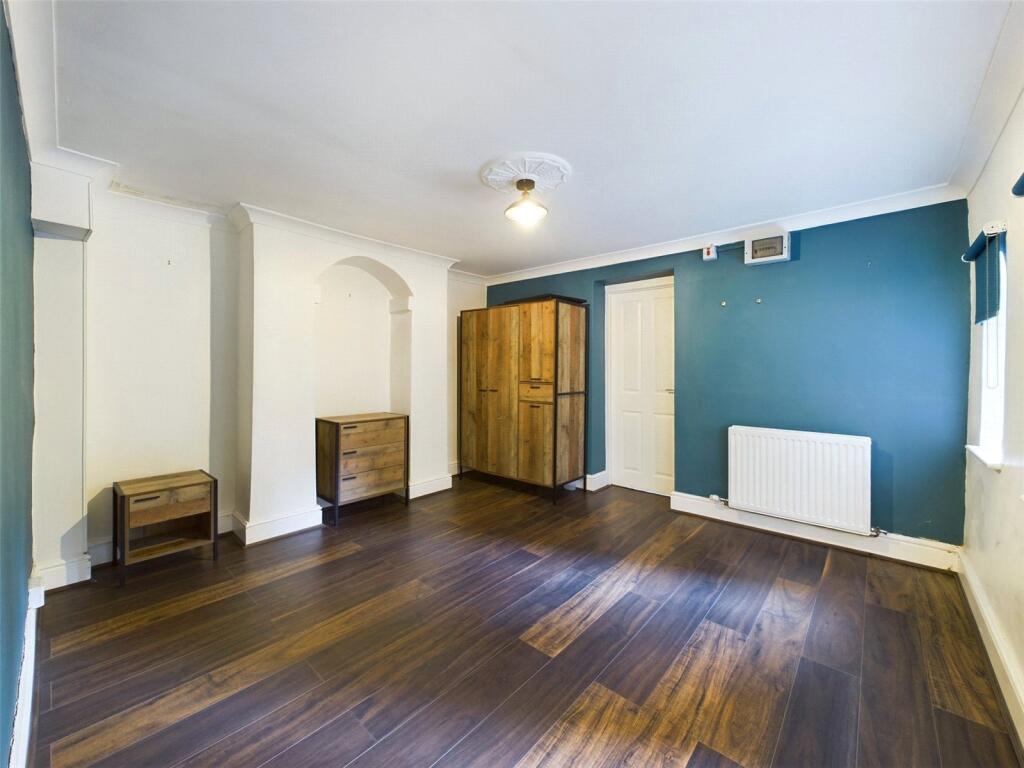Barnwood Road, Gloucester, Gloucestershire, GL2 photo 4
