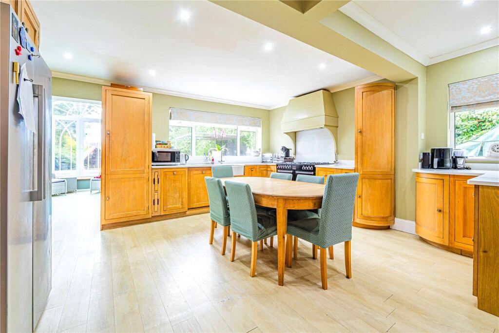 House in Watford - View 2