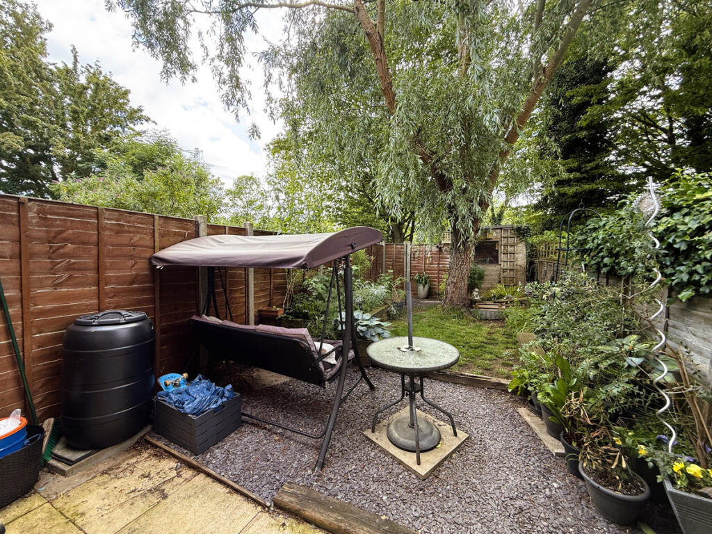 Cunningham Way, St. Neots, PE19 photo 4