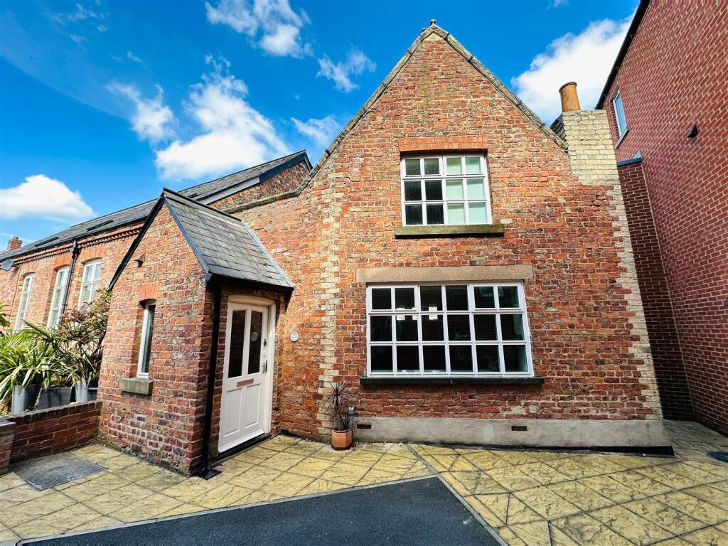 Main image of property: Chapel House Court, Selby
