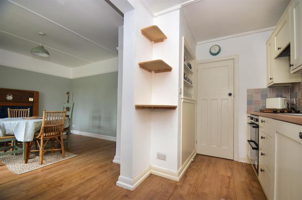 House in Wootton, Isle of Wight - More