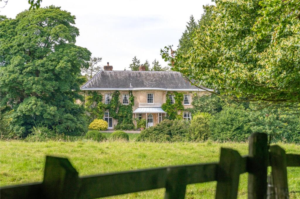 Additional image 28 of Coombe Hill, Bruton, Somerset, BA10