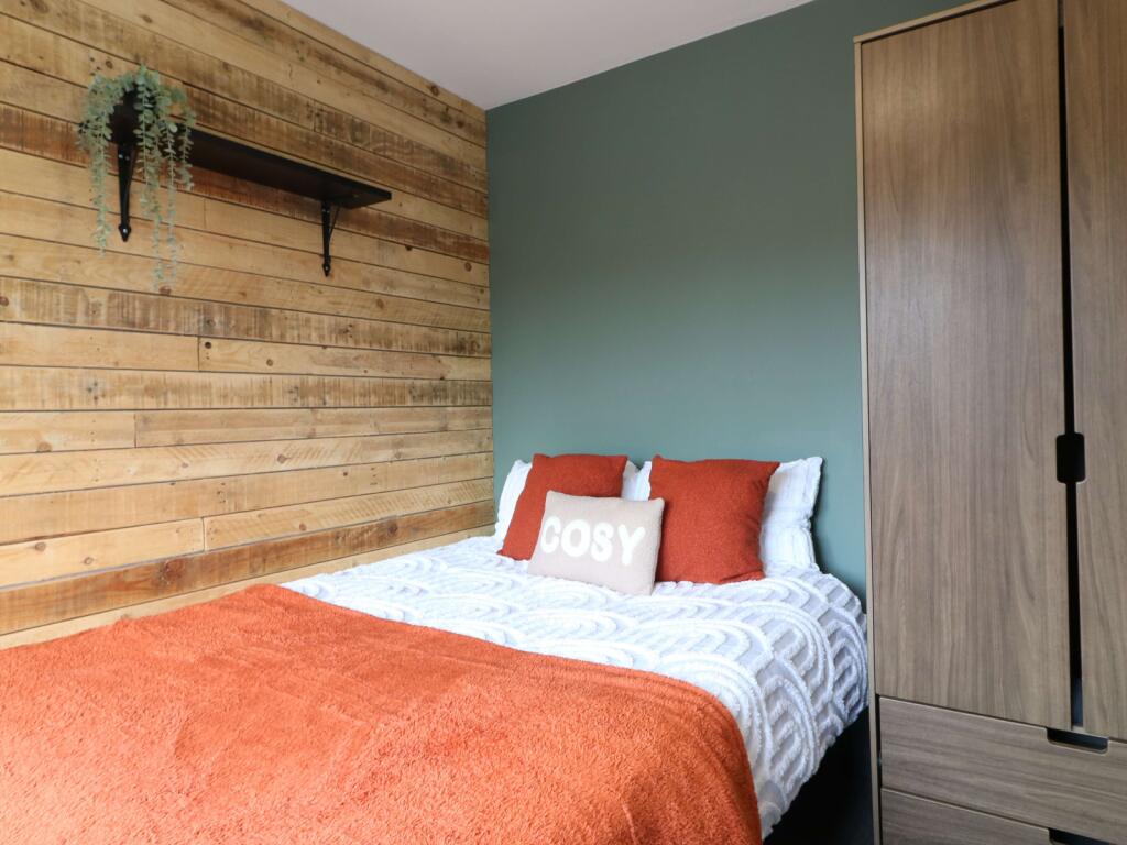 Main image of property: Haydon Road