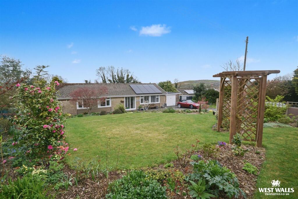Main image of property: Pontgarreg, Llandysul