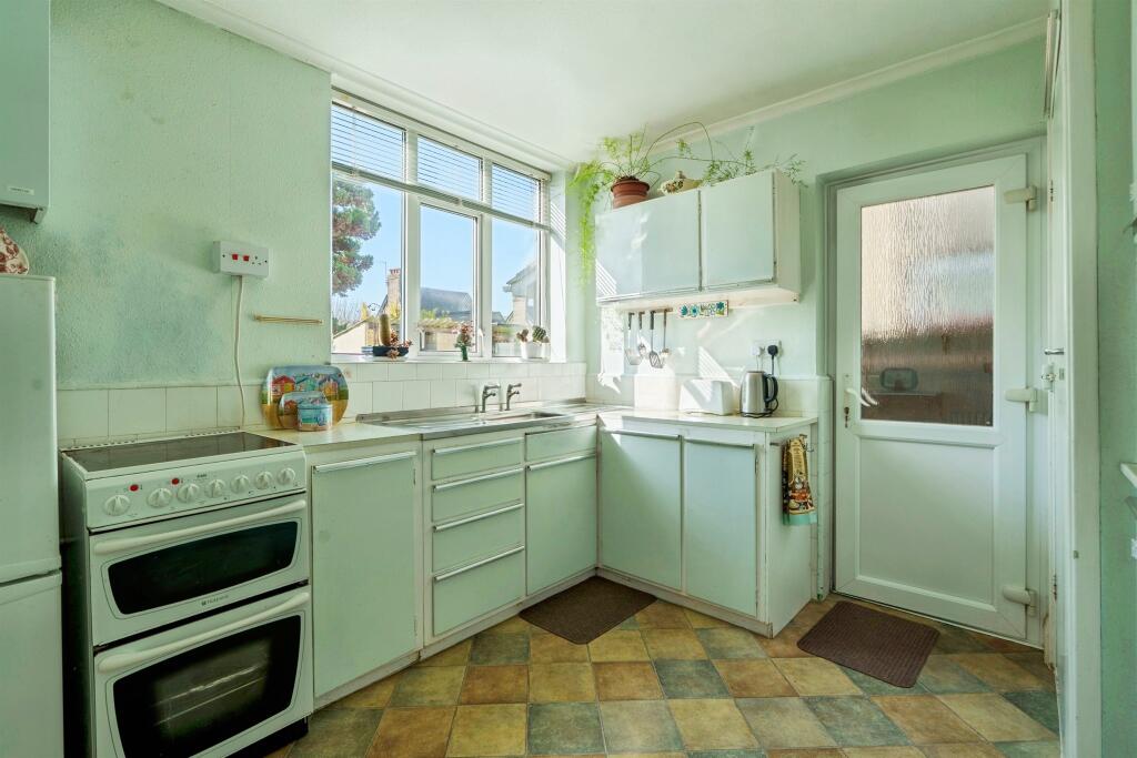 Harvey Road, Goring-By-Sea, Worthing - More