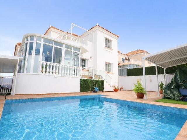 Main image of property: Valencia, Alicante, Los Balcones