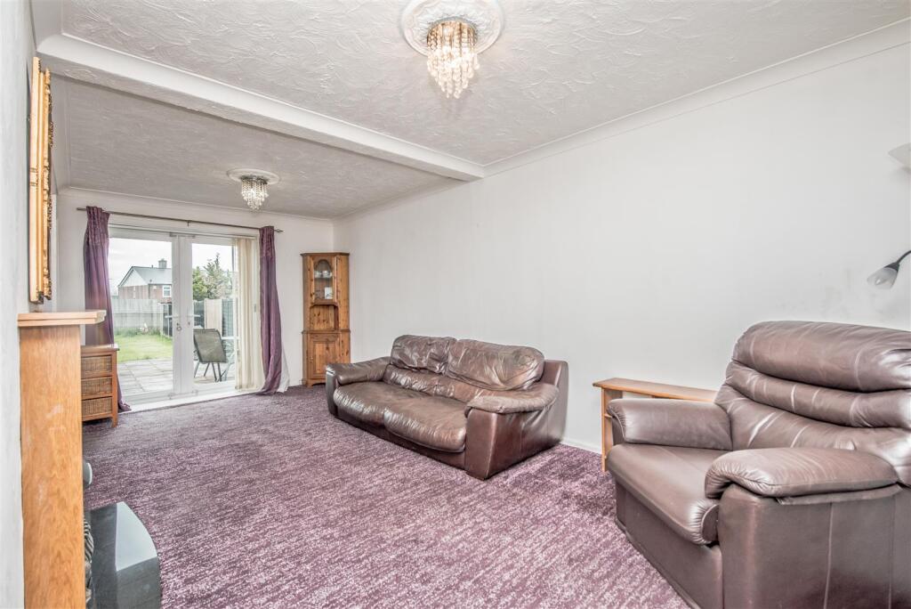 House in Leeds, West Yorkshire - View 4