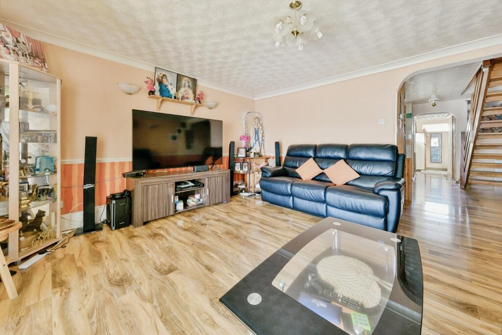 House in Stevenage - View 4
