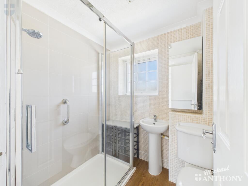 Dean Close, Aylesbury - View 6