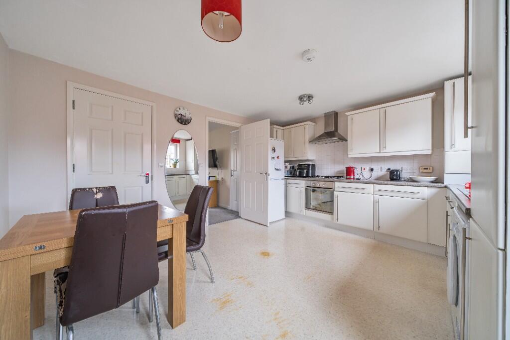 Drake Avenue, Peterborough, Cambridgeshire, PE2 photo 3