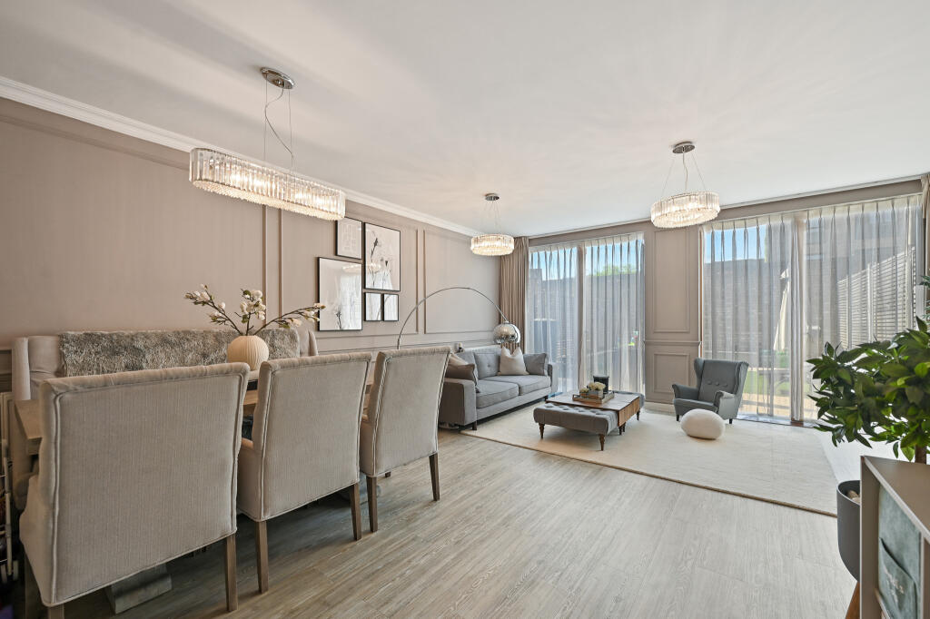 House in London - More