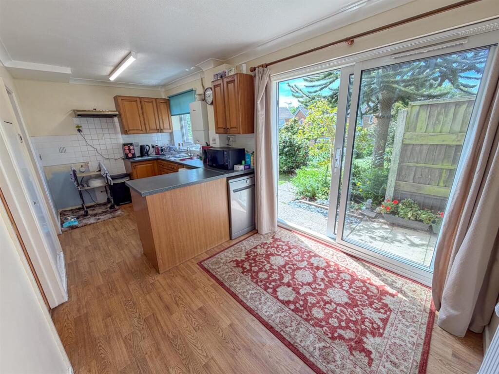 Pine Grove, Llay, Wrexham photo 2