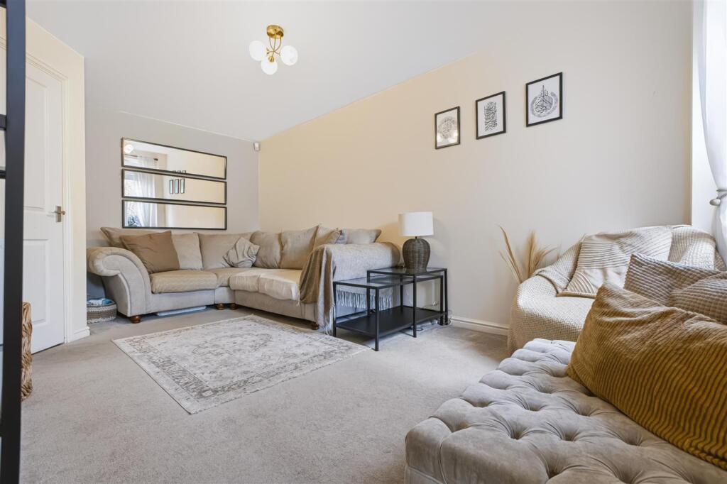 Silvermere Park Way, Sheldon, Birmingham photo 2
