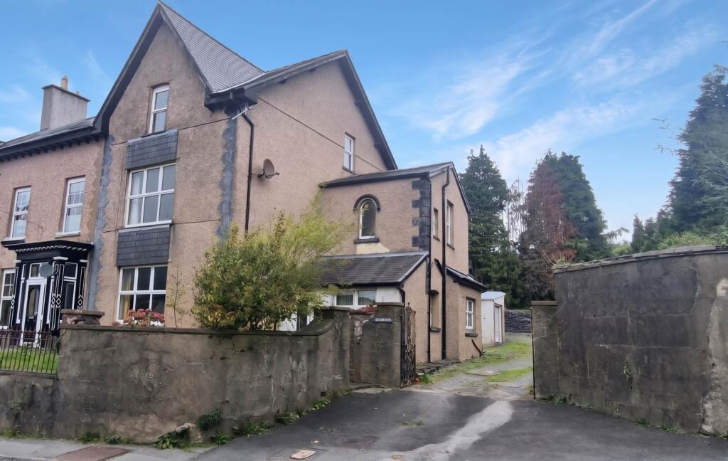 Main image of property: Heol Y Doll, Machynlleth