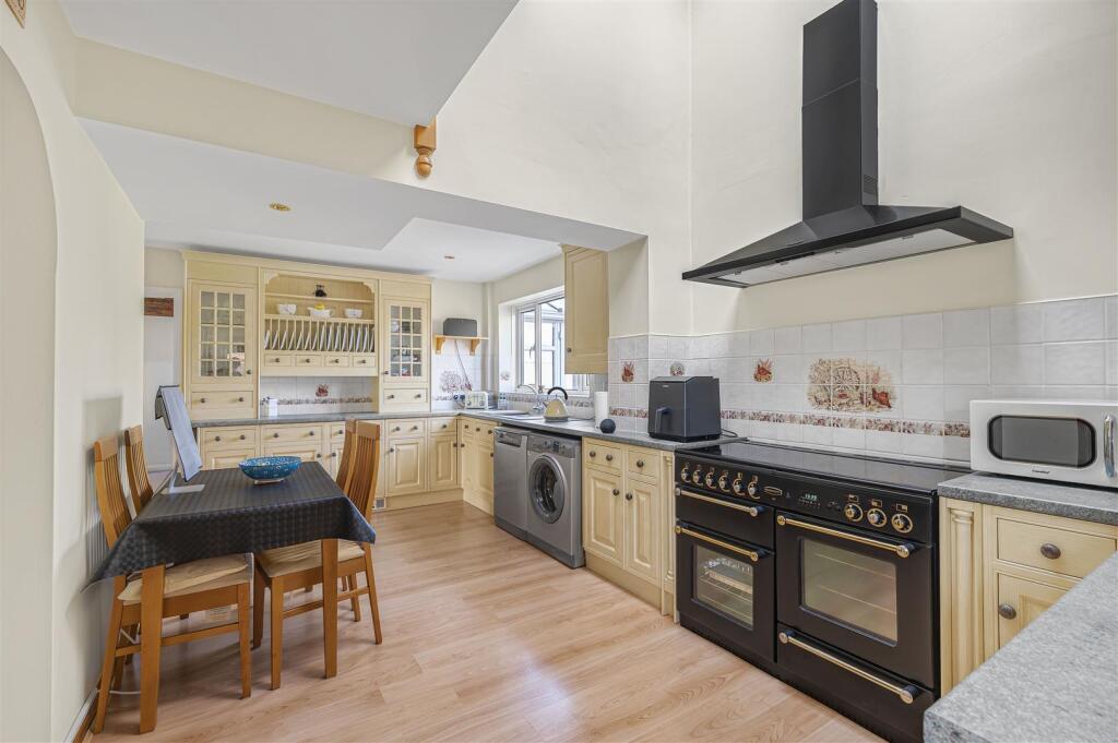 Sutton Road, Seaford photo 5