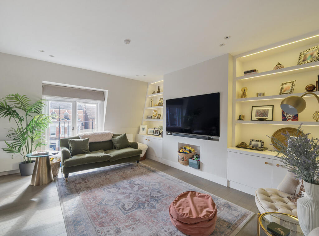 Apartment in London - View 2