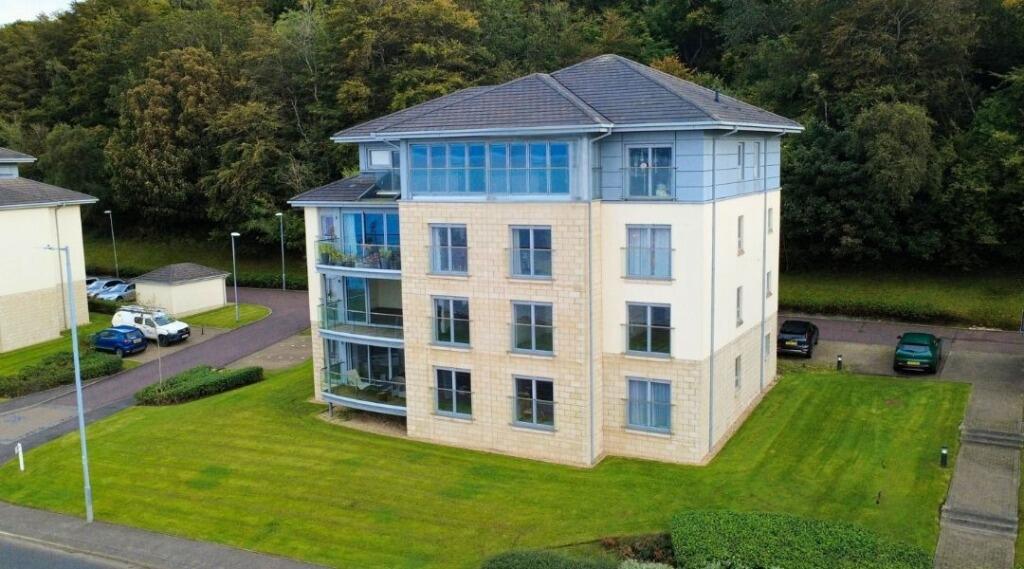 Main image of property: Cloch Road, Inverclyde, Gourock, PA19