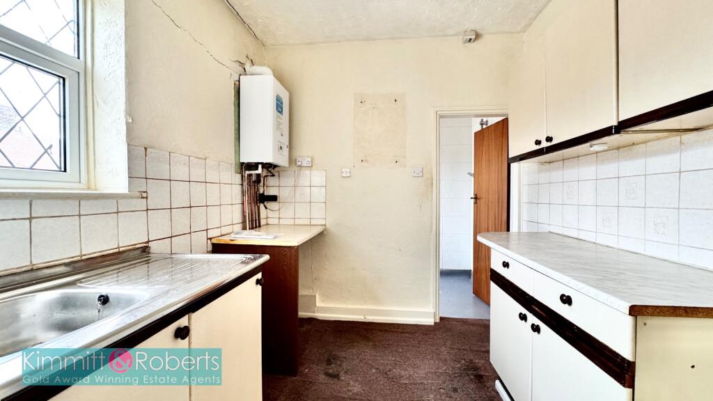 Lumley Terrace, Sunderland, Tyne and Wear, SR2 0HP photo 4
