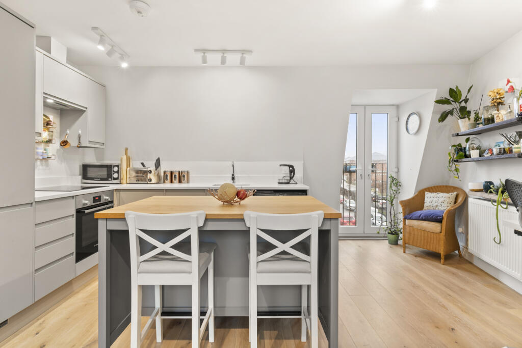 Hoyle Road, SW17 photo 3