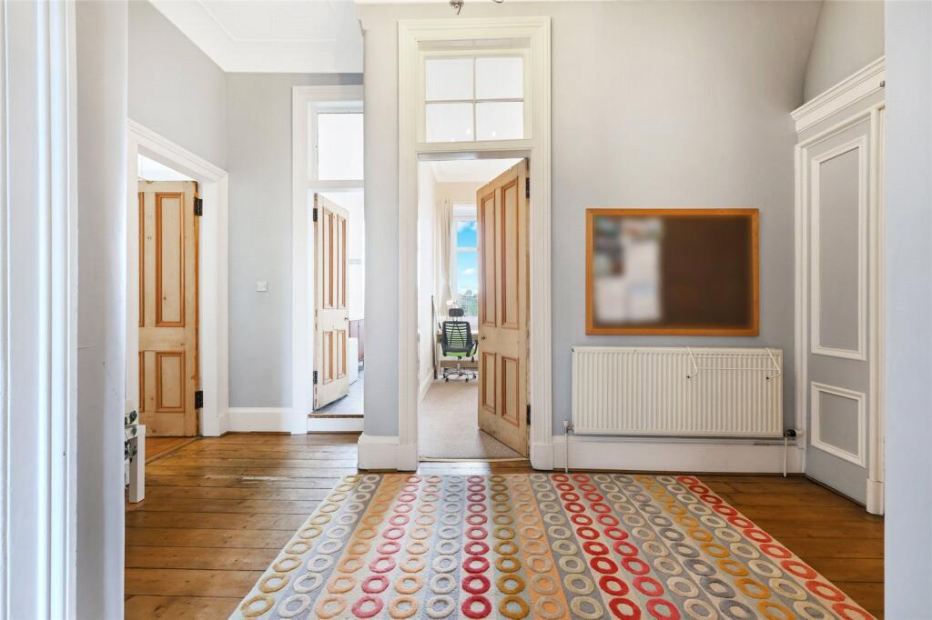 Apartment in Glasgow, North Kelvinside, Hillhead - View 4