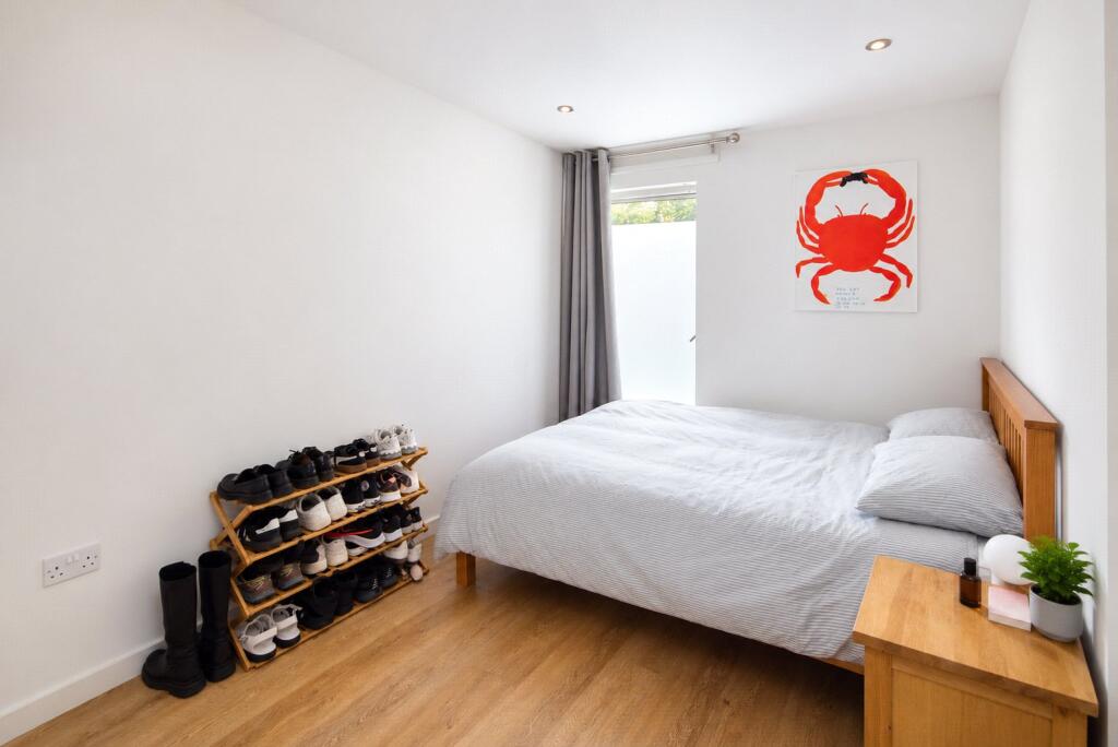 Apartment in London, Hackney - View 5