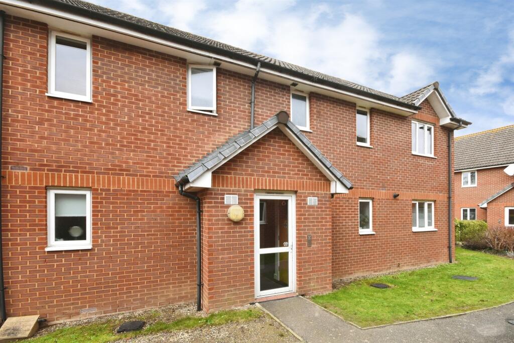 Main image of property: Chiltern Close, CHELMSFORD