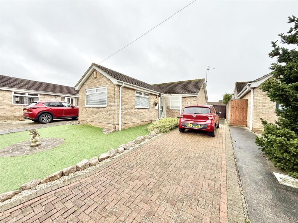 Main image of property: Lacy Close, Longlevens, Gloucester