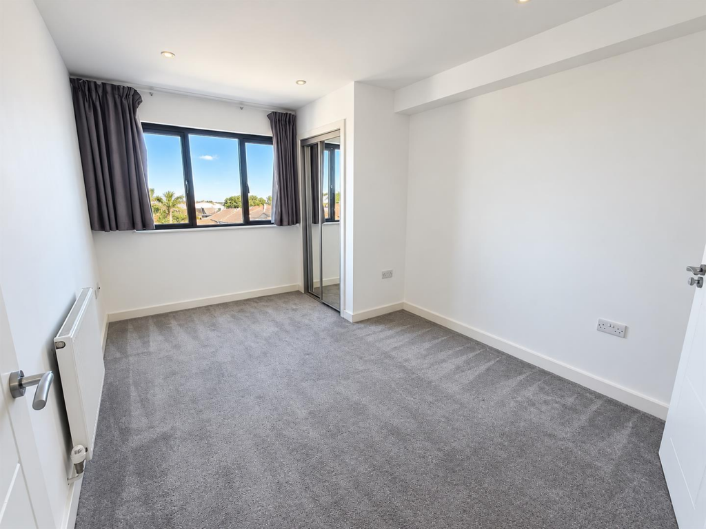 Apartment in Brighton - View 5