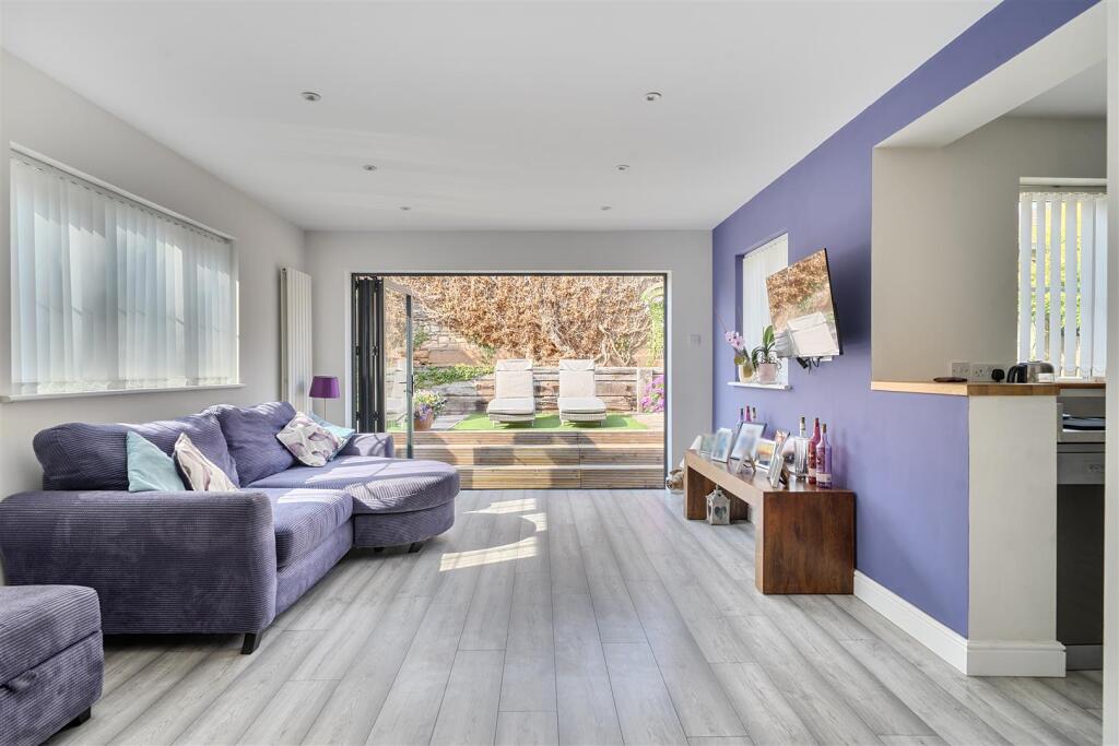 House in Bath - View 3