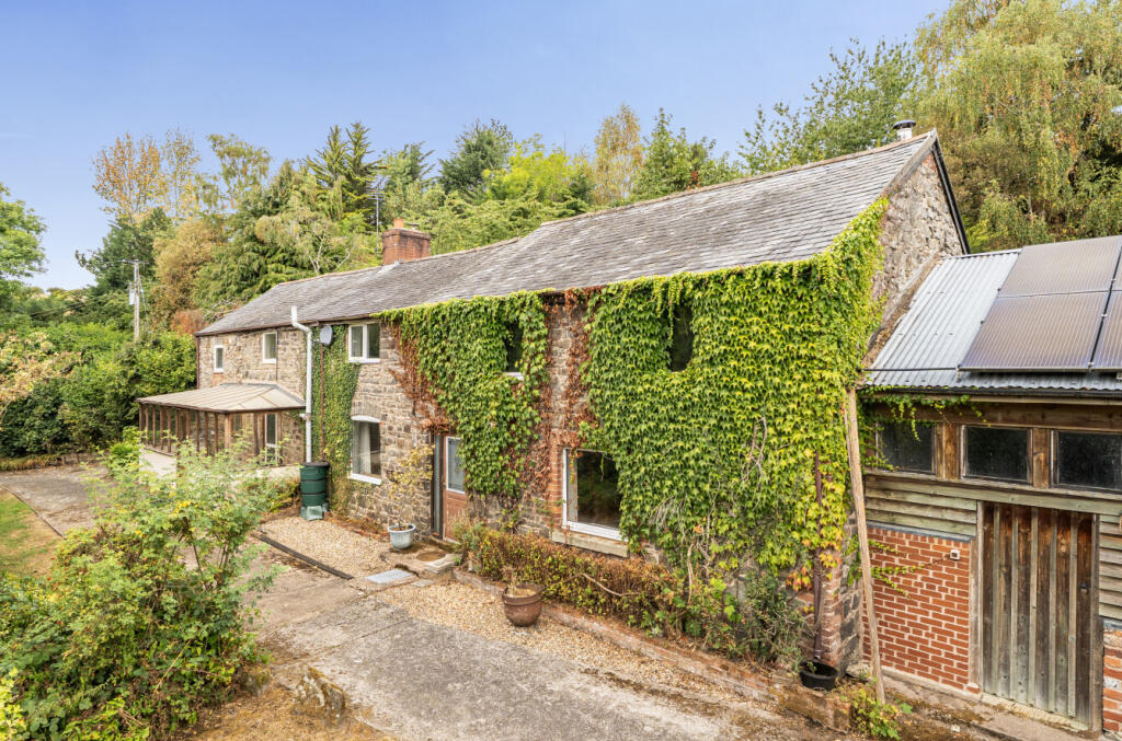 House in Shrewsbury - View 2