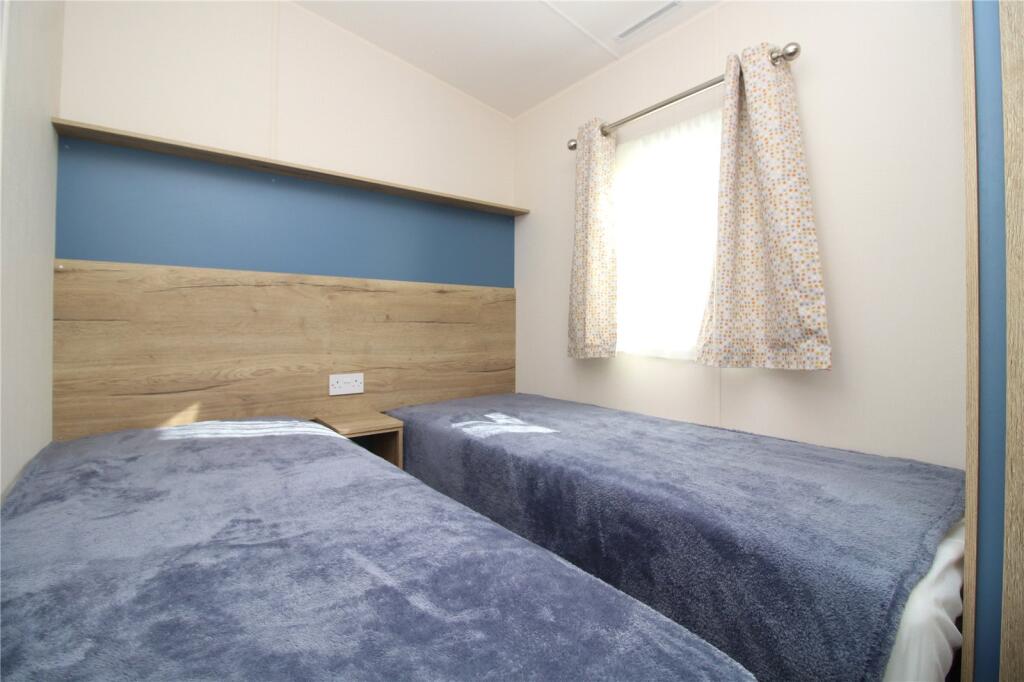 Chewton Sounds, Naish Estate, New Milton, Hampshire, BH25 photo 5