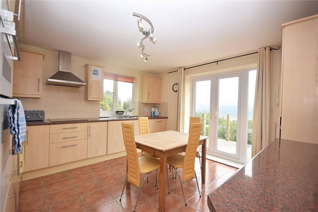 House in Aberdyfi, Aberdovey - View 3