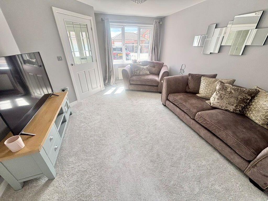 Darnell Close, Bradwell photo 3