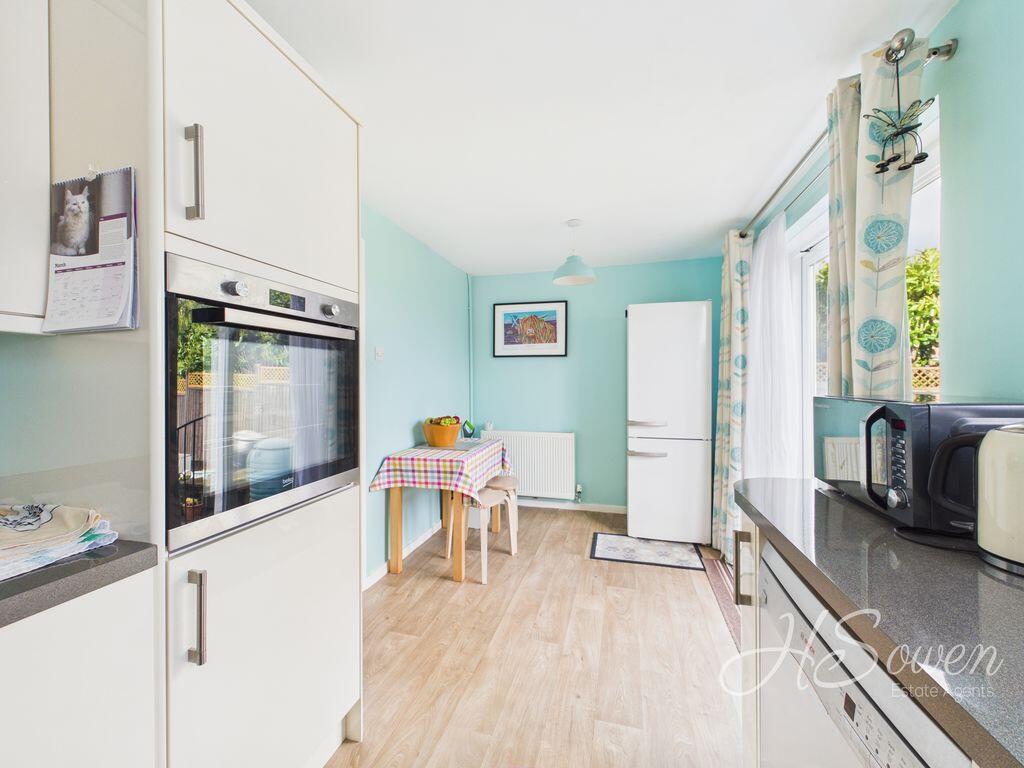 Culm Close, Torquay, TQ2 - Vairāk
