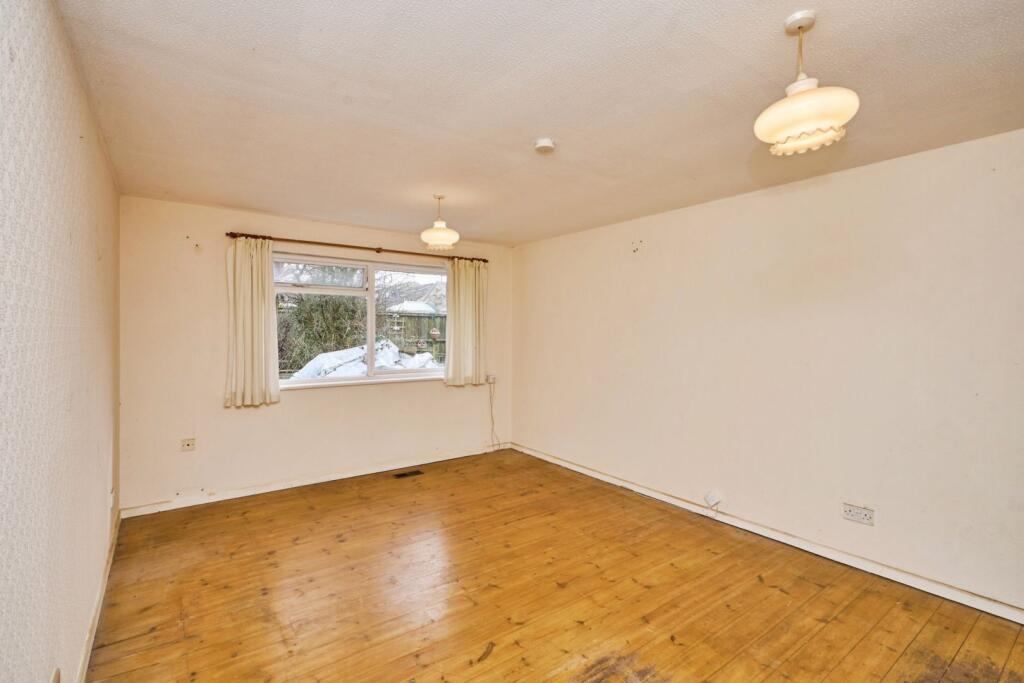 House in Newport, Hunny Hill - View 5