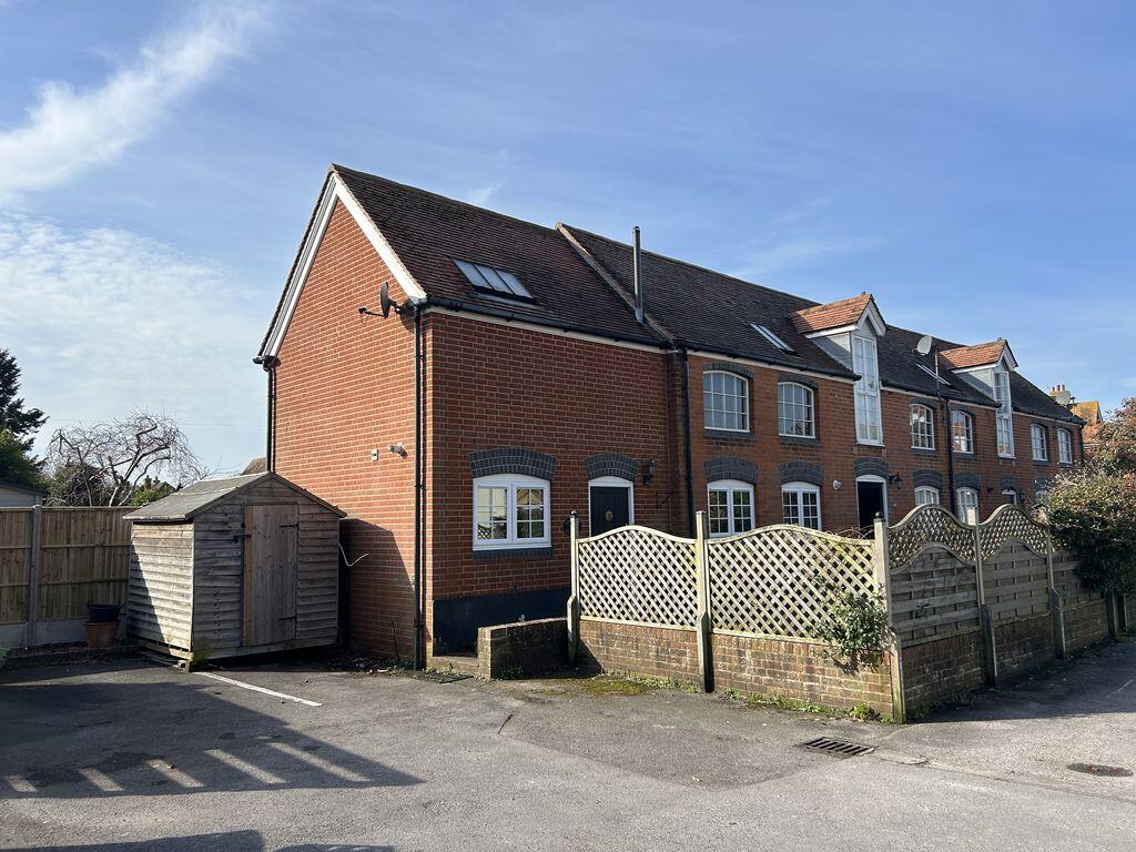 Main image of property: Manor Way, Lee-On-The-Solent