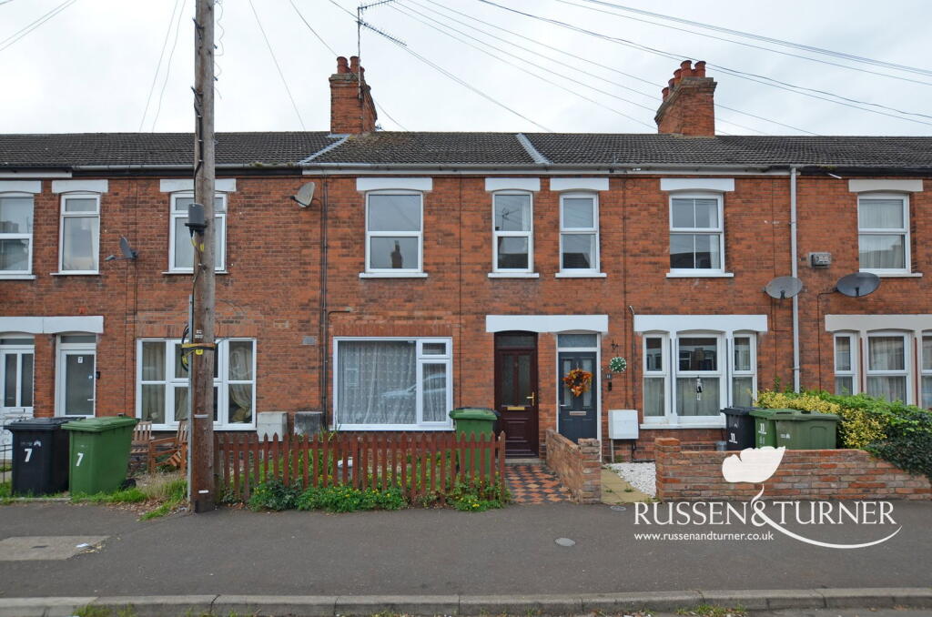 3-bed terraced on New Road, King's Lynn, £180,000