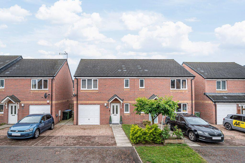 Main image of property: 89 Dalwhamie Street, Kinross, KY13 8RG