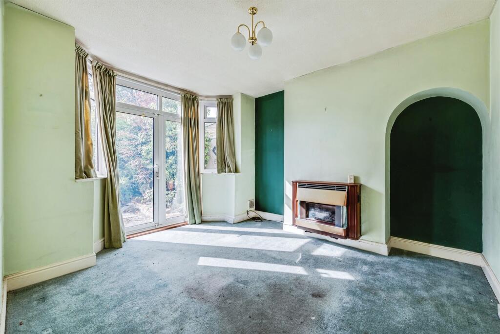 House in Oxford - More