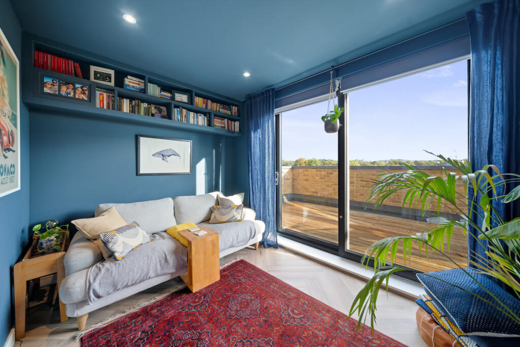Apartment in London - More