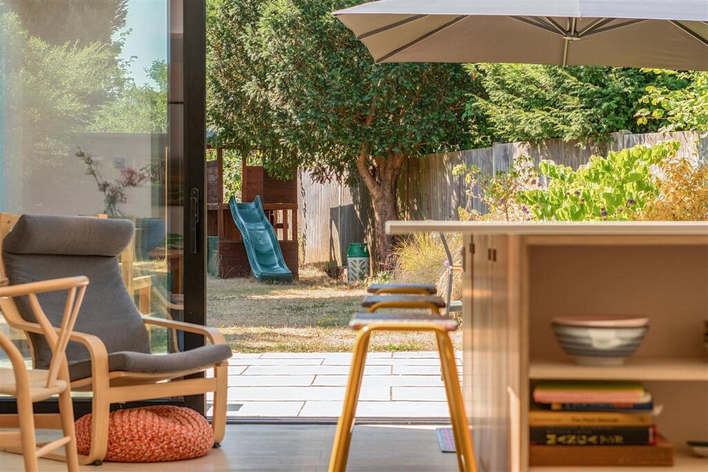 House in Waverley, Godalming - More