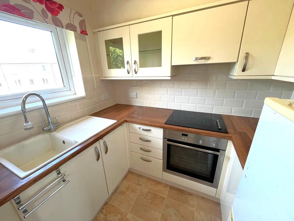 Apartment in Poole - View 3