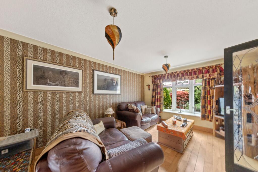 House in Warrington, Locking Stumps, Birchwood - More