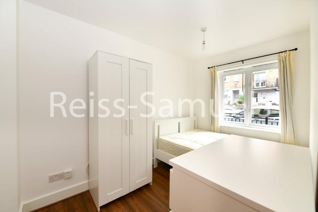 5 bedroom town house for rent