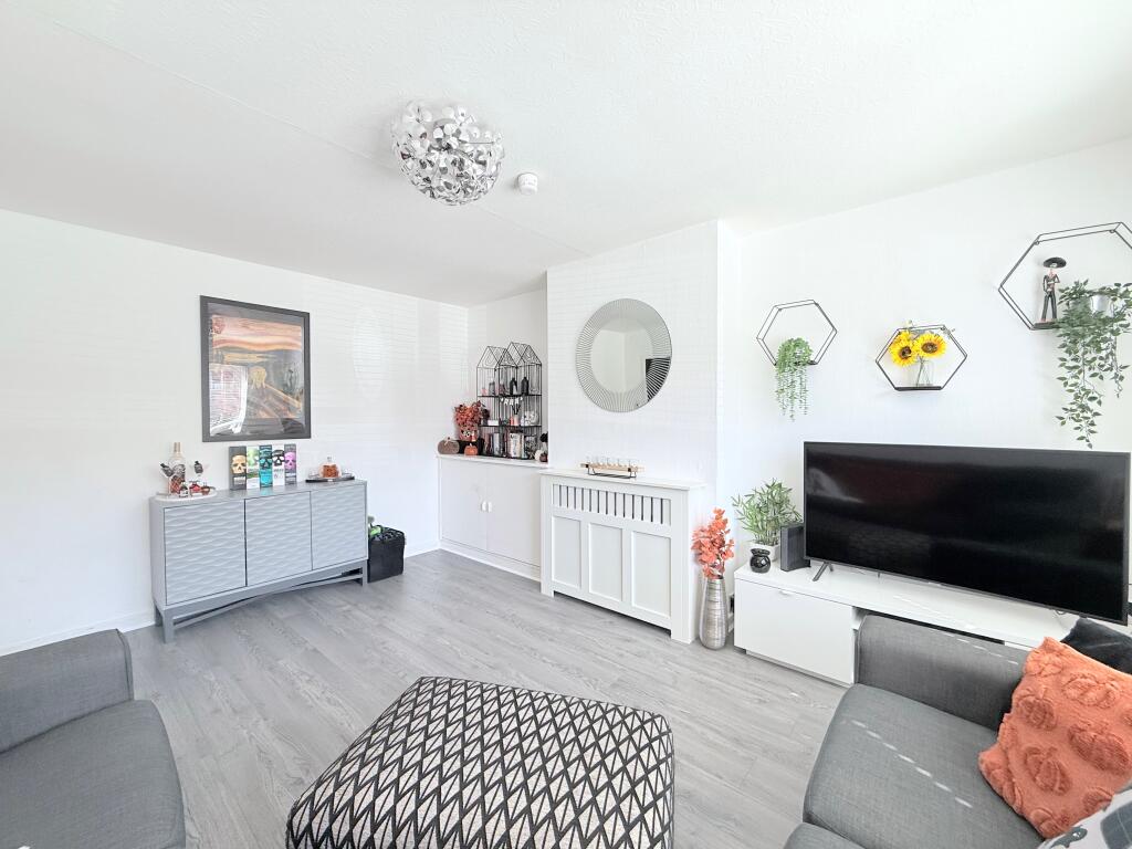8, School Road, Redding, Falkirk, FK2 9XU photo 4