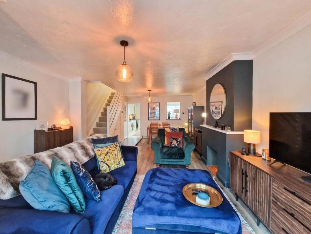 Main image of property: Park Street, Westcliff-On-Sea