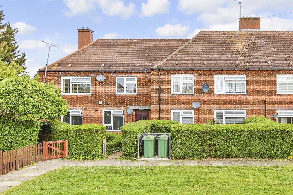 Main image of property: Pollard Close, Chigwell, Essex